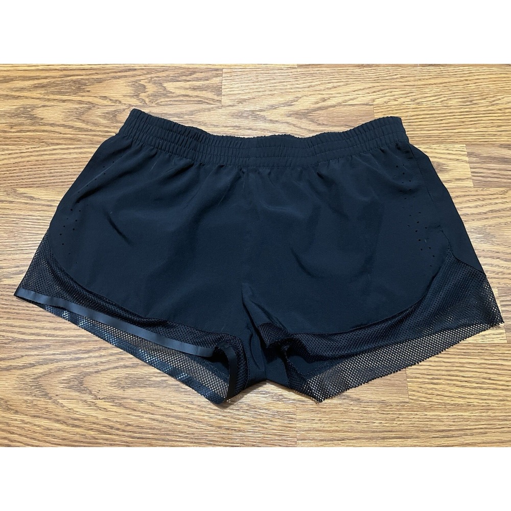 Fabletics‎ Kylie Short with Mesh Hemline & Perforated detail Size Small in Black